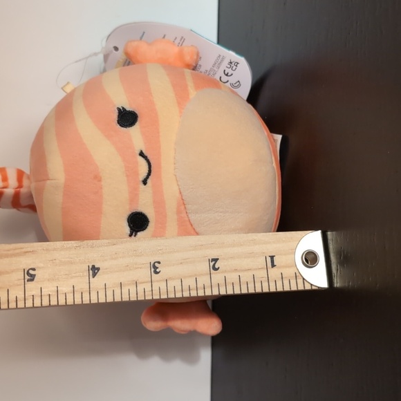 NWT, Squishmallows Lucienne the Lionfish Plush Toy. - Picture 10 of 10